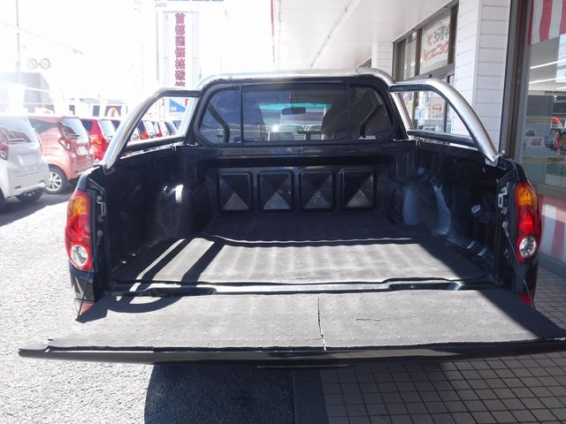 Mitsubishi TRITON 2009-04 9473-13