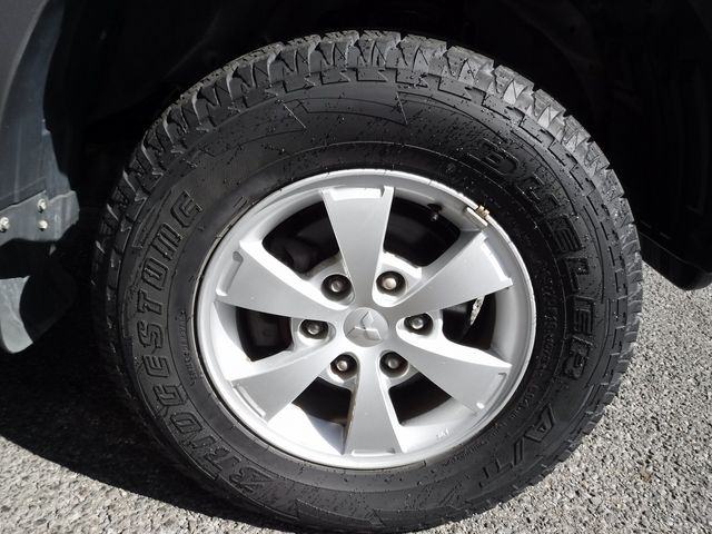Mitsubishi TRITON 2009-04 9473-7