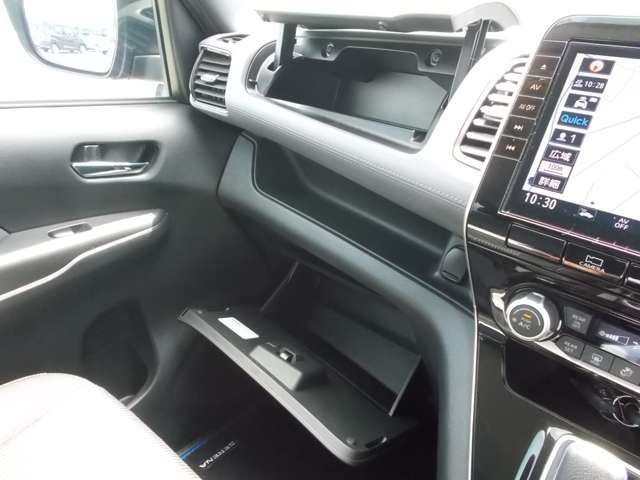 Nissan SERENA 2020-12 10797-19