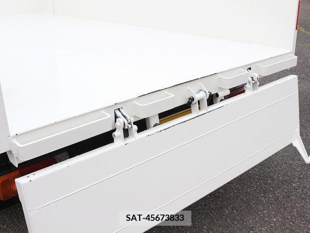 Hino DUTRO 2018-01 296699-10