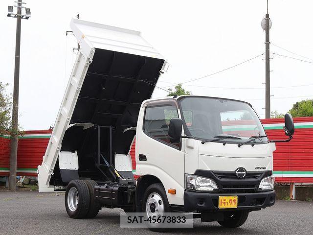 Hino DUTRO 2018-01 296699-14