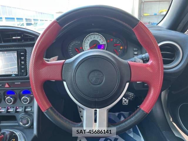 Toyota 86 2015-12 321157-8