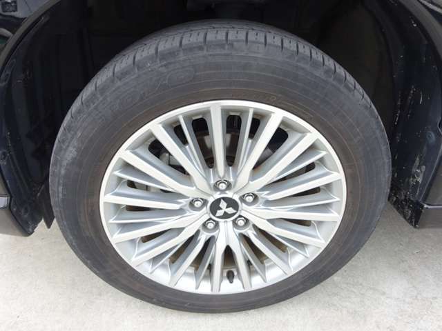 Mitsubishi OUTLANDER PHEV 2019-05 9270-13