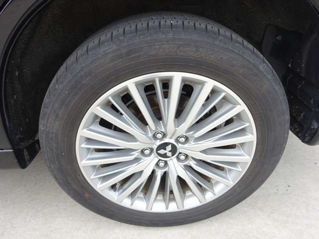 Mitsubishi OUTLANDER PHEV 2019-05 9270-14