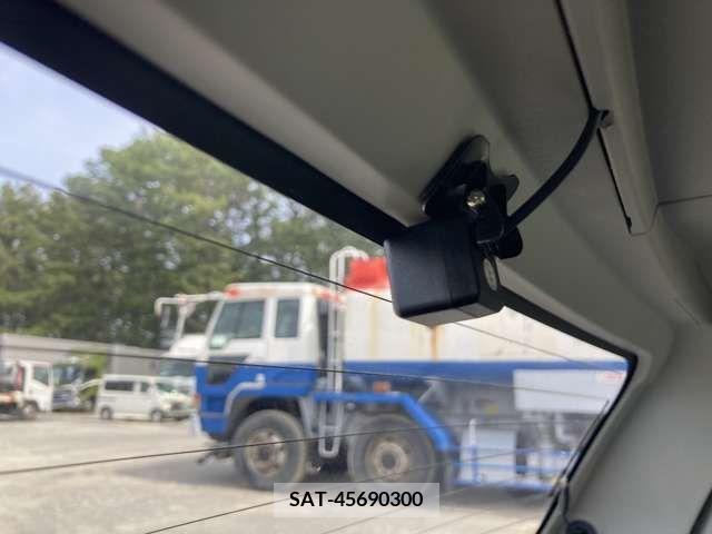 Toyota PASSO 2019-08 281280-19