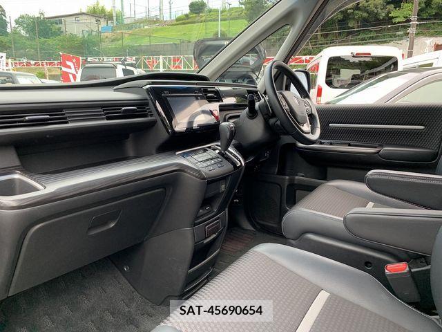 Honda STEP WGN 2015-06 324673-18