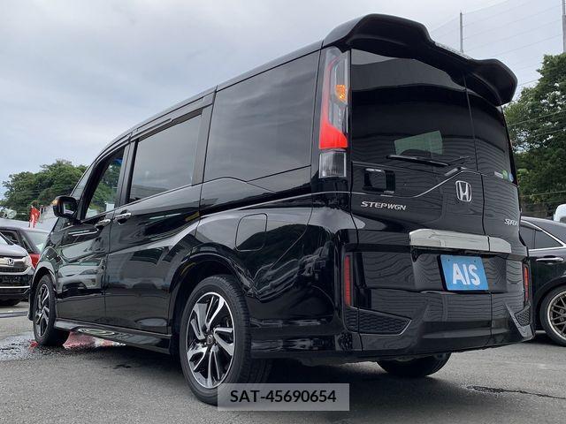 Honda STEP WGN 2015-06 324673-7