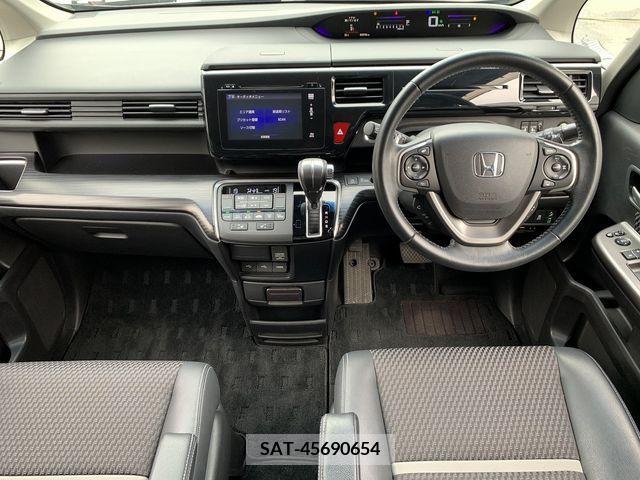 Honda STEP WGN 2015-06 324673-2