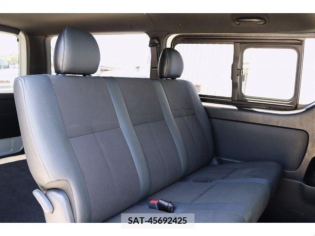 Toyota REGIUSACE VAN 2019-01 283012-17