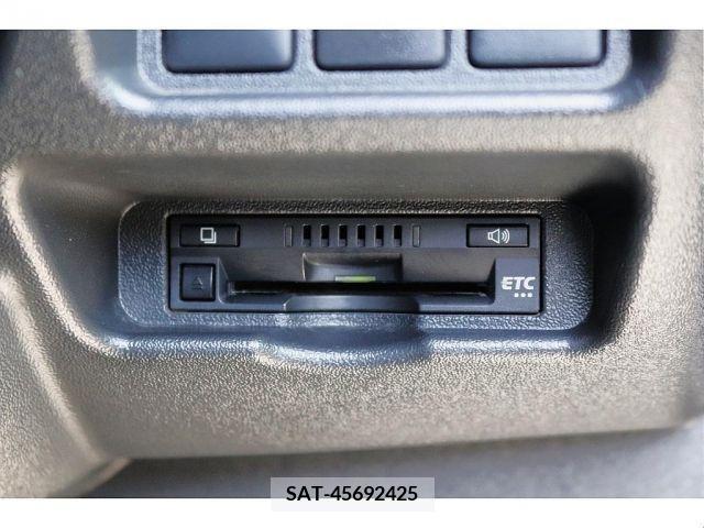 Toyota REGIUSACE VAN 2019-01 283012-15