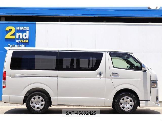 Toyota REGIUSACE VAN 2019-01 283012-6