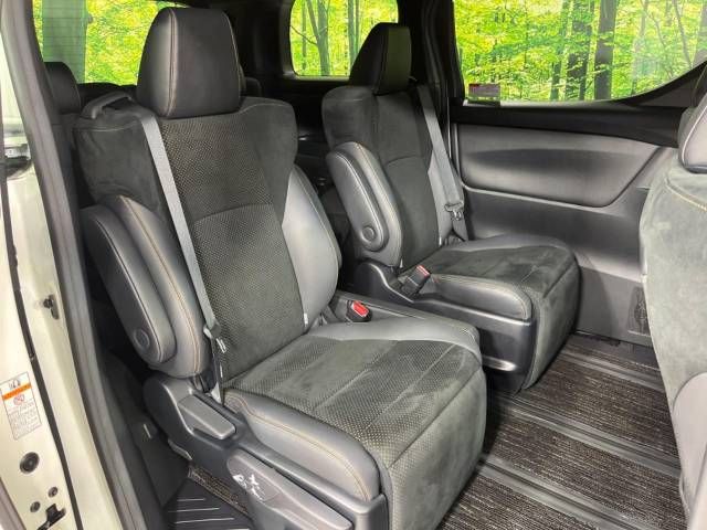 Toyota ALPHARD 2020-10 189925-8