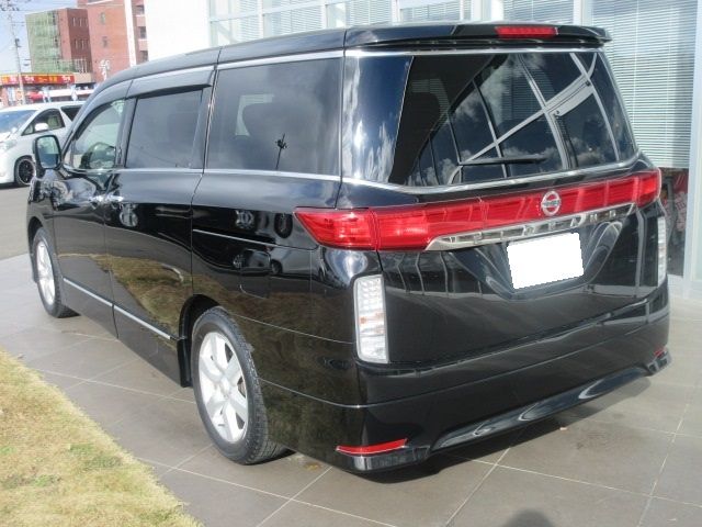 Nissan ELGRAND 2013-01 190005-3