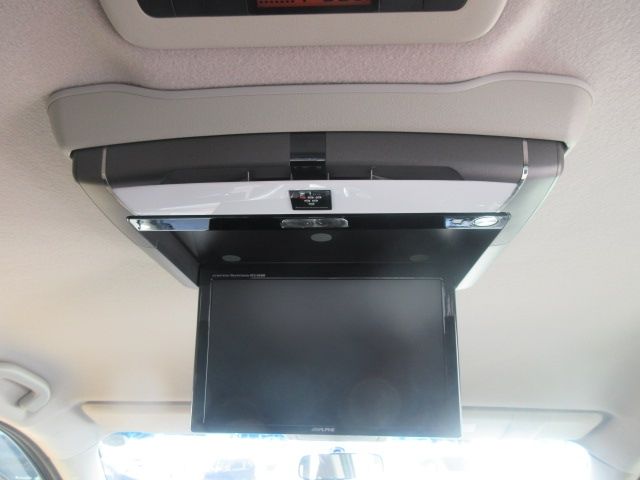 Nissan ELGRAND 2013-01 190005-23
