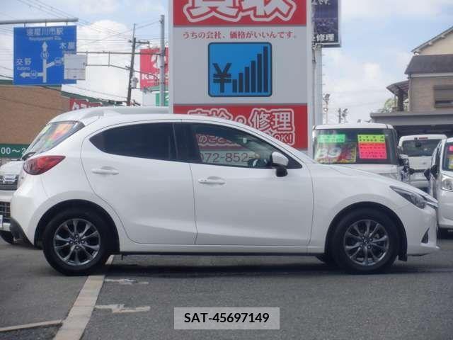 Mazda DEMIO 2017-01 296625-6