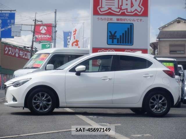 Mazda DEMIO 2017-01 296625-7