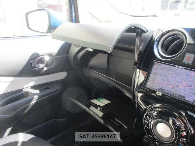 Nissan NOTE 2017-06 365424-10
