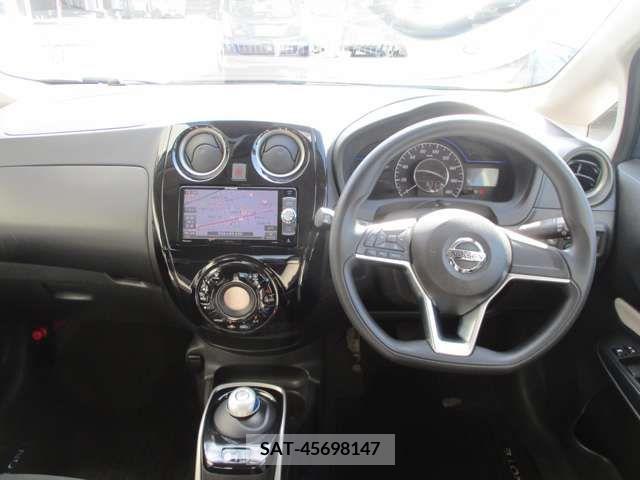 Nissan NOTE 2017-06 365424-2