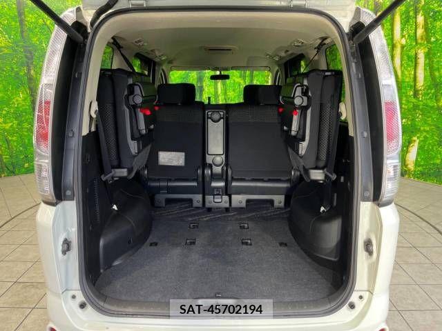Nissan SERENA 2008-05 386991-11