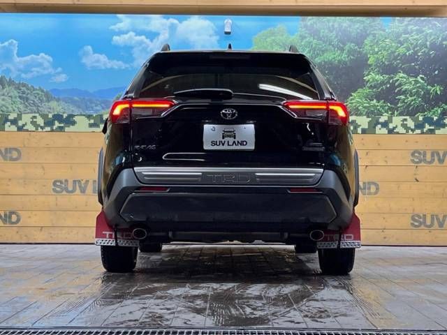 Toyota RAV4 2021-12 181941-14