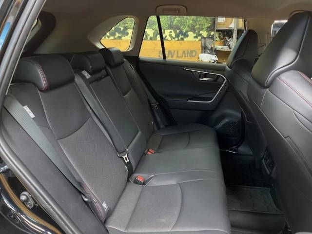 Toyota RAV4 2021-12 181941-9