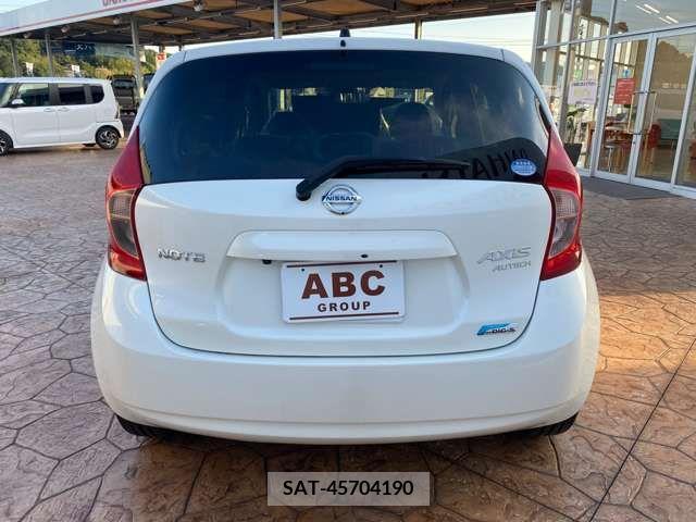 Nissan NOTE 2016-02 210684-13