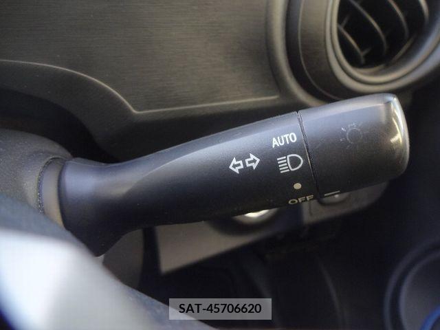 Toyota AQUA 2014-10 291828-17