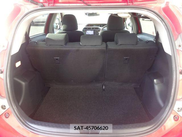 Toyota AQUA 2014-10 291828-5