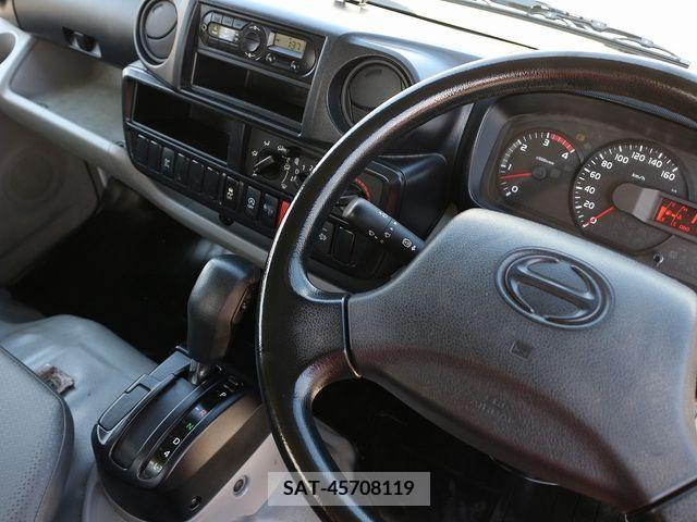 Hino DUTRO 2017-09 342783-24