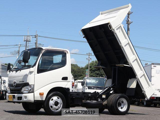 Hino DUTRO 2017-09 342783-0
