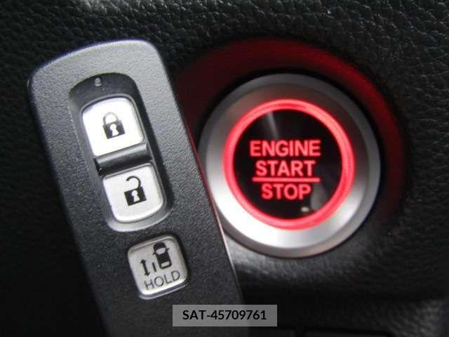 Honda N BOX CUSTOM 2019-06 245227-14