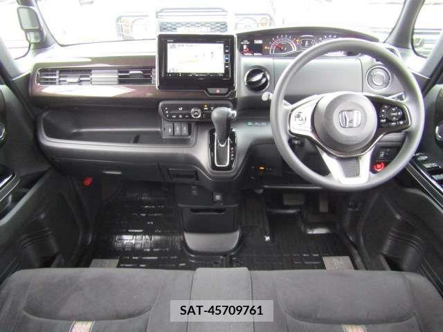 Honda N BOX CUSTOM 2019-06 245227-11