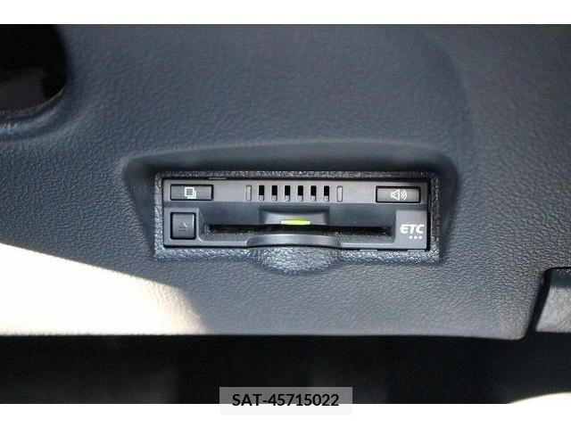 Toyota PRIUS PHV 2018-07 351679-3