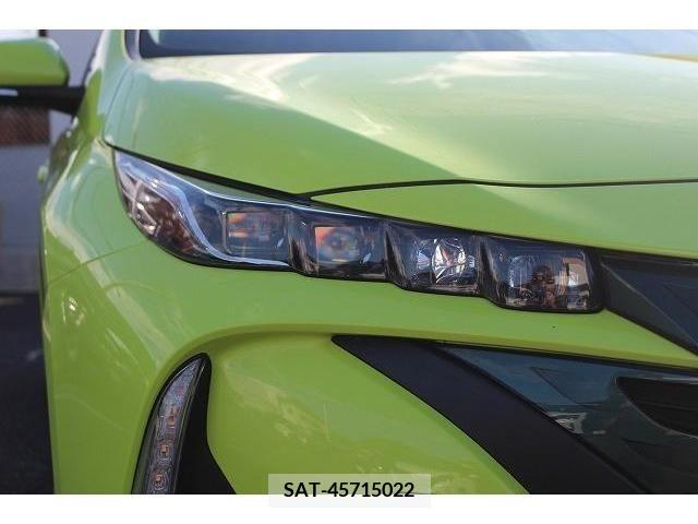 Toyota PRIUS PHV 2018-07 351679-10