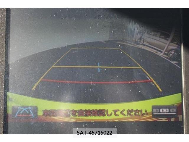Toyota PRIUS PHV 2018-07 351679-1