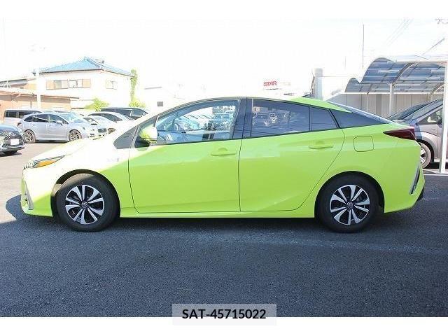 Toyota PRIUS PHV 2018-07 351679-9
