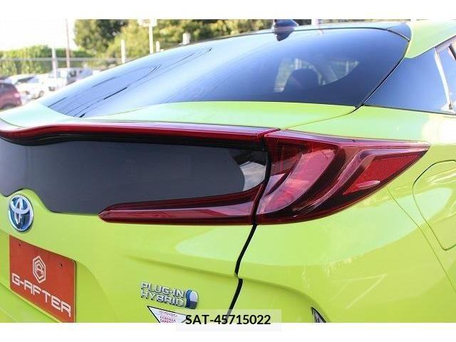 Toyota PRIUS PHV 2018-07 351679-11