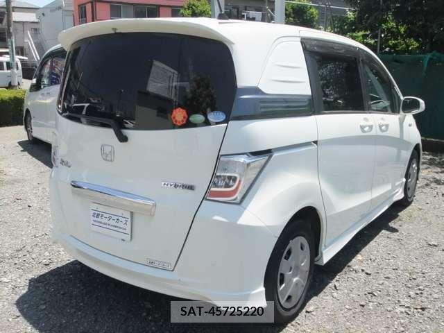 Honda FREED SPIKE 2012-02 377357-19