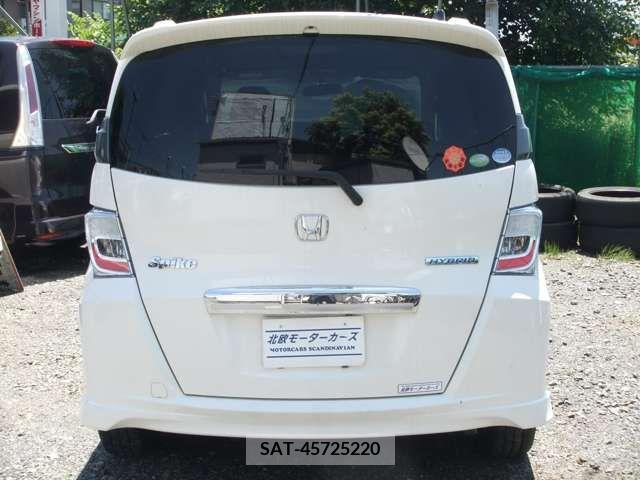 Honda FREED SPIKE 2012-02 377357-18