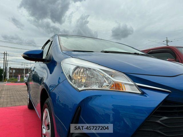 Toyota VITZ 2017-08 379015-25