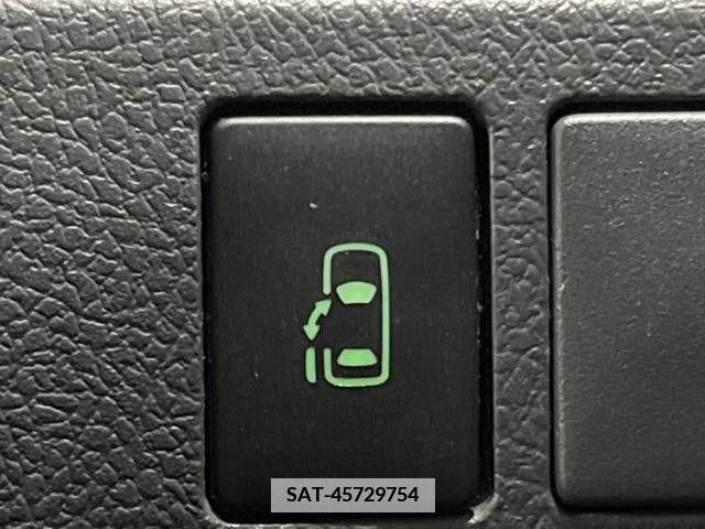 Toyota VOXY 2008-03 337550-5