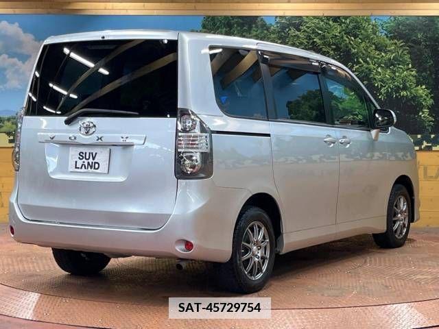 Toyota VOXY 2008-03 337550-17