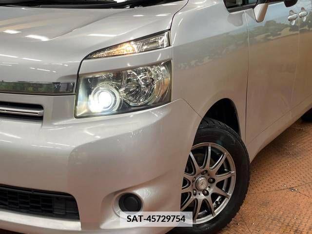 Toyota VOXY 2008-03 337550-13