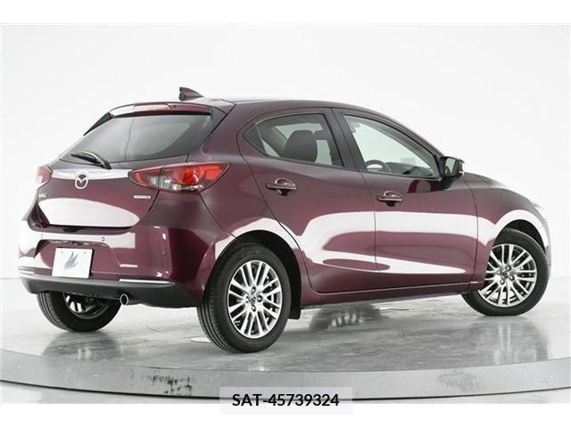 Mazda MAZDA2 2019-09 363244-1
