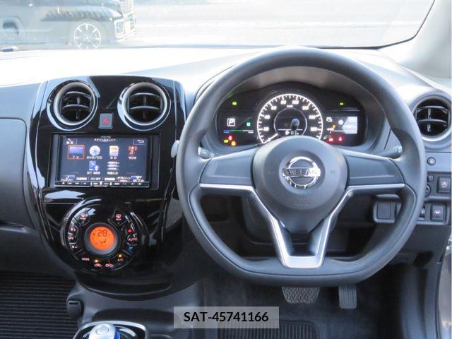 Nissan NOTE 2019-02 255916-22
