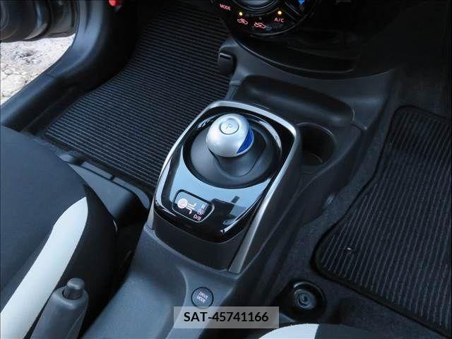 Nissan NOTE 2019-02 255916-11