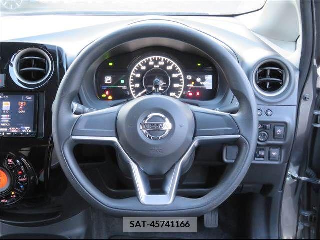 Nissan NOTE 2019-02 255916-9