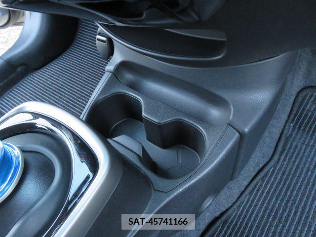 Nissan NOTE 2019-02 255916-24