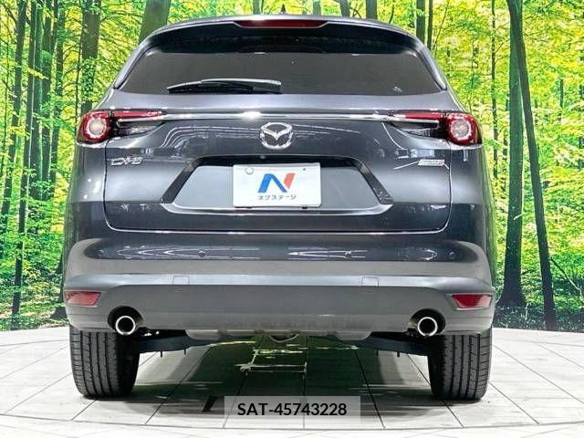 Mazda CX-8 2018-09 358810-17