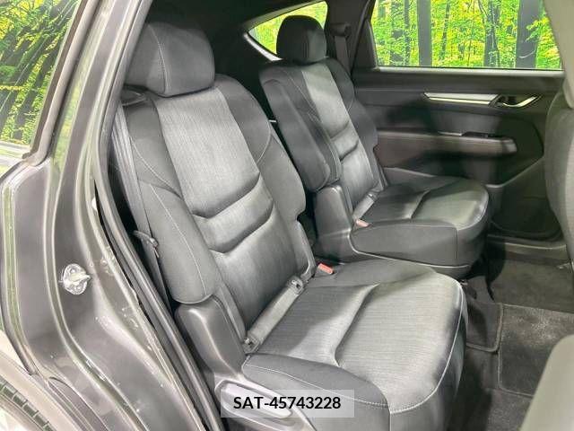 Mazda CX-8 2018-09 358810-10